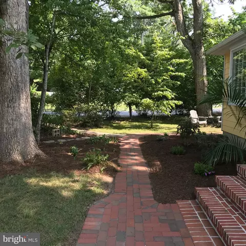 Exterior - 400 Hillsmere Dr, Annapolis, MD 21403 photo 23 of 28