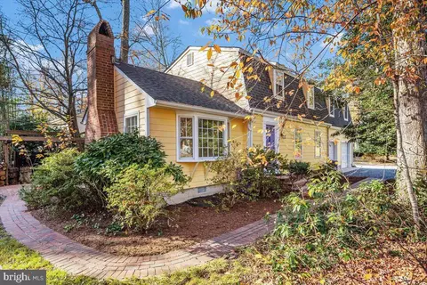 400 Hillsmere Dr, Annapolis, MD 21403