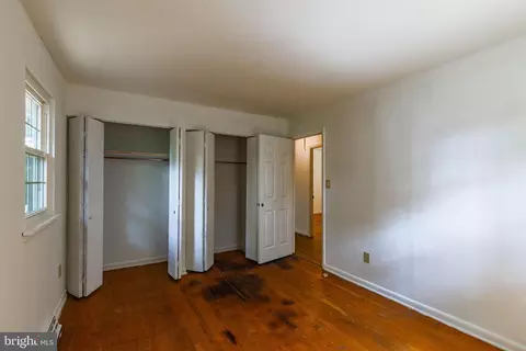 Bedroom - 876 Windsong Dr, Arnold, MD 21012 photo 6 of 6
