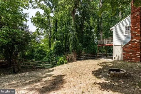 Exterior - 876 Windsong Dr, Arnold, MD 21012 photo 3 of 8