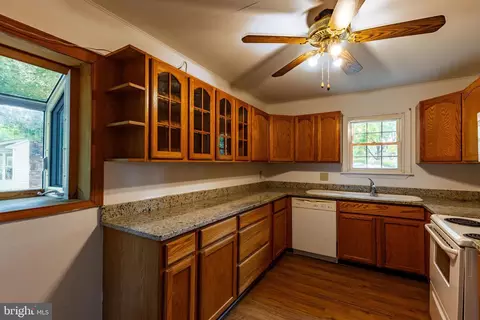 Kitchen - 876 Windsong Dr, Arnold, MD 21012 photo 1 of 2