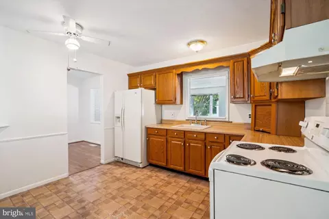 242 Marganza S, Laurel, MD 20724 photo 10