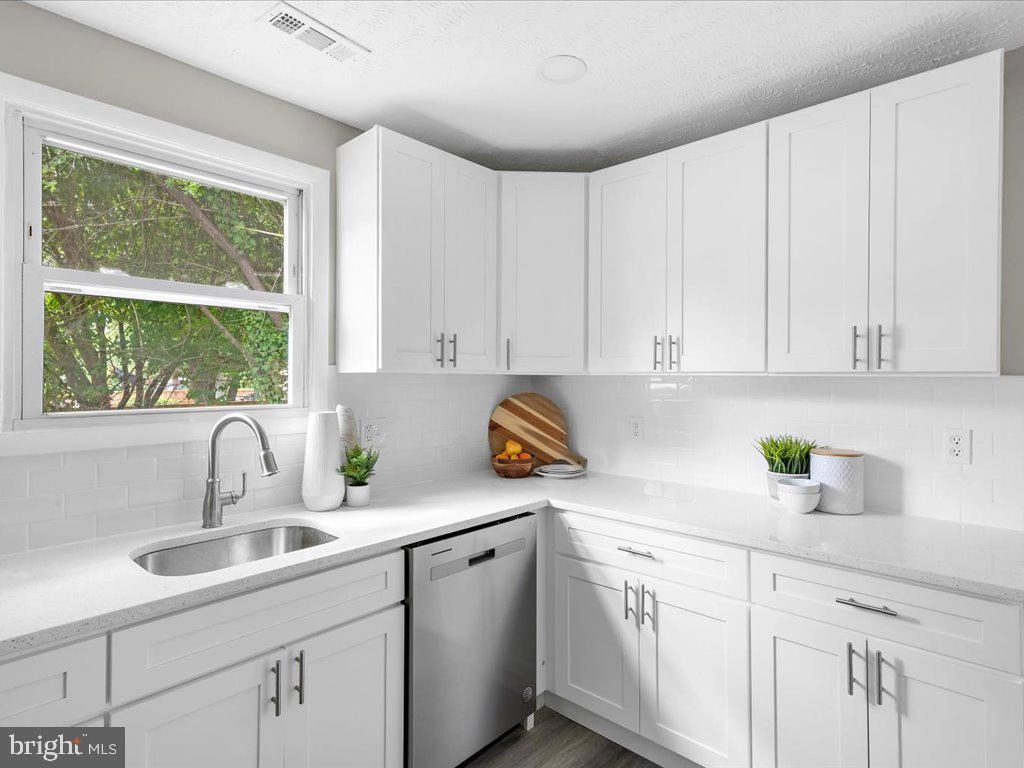 106 Reavis Rd, Hanover, MD 21076 photo 14