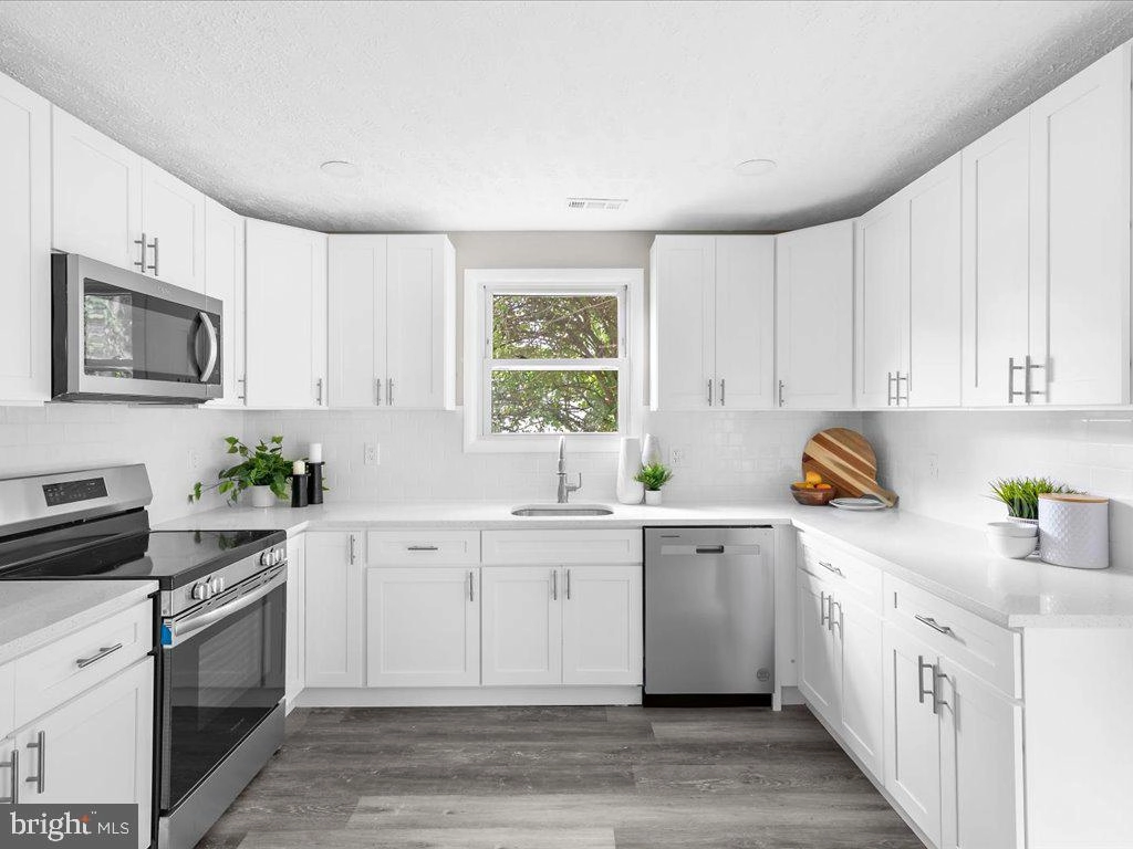 106 Reavis Rd, Hanover, MD 21076 photo 12