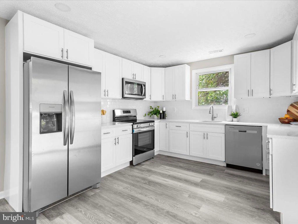 106 Reavis Rd, Hanover, MD 21076 photo 11