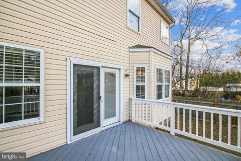 Exterior - 7719 W Shore Rd, Pasadena, MD 21122 photo 2 of 8