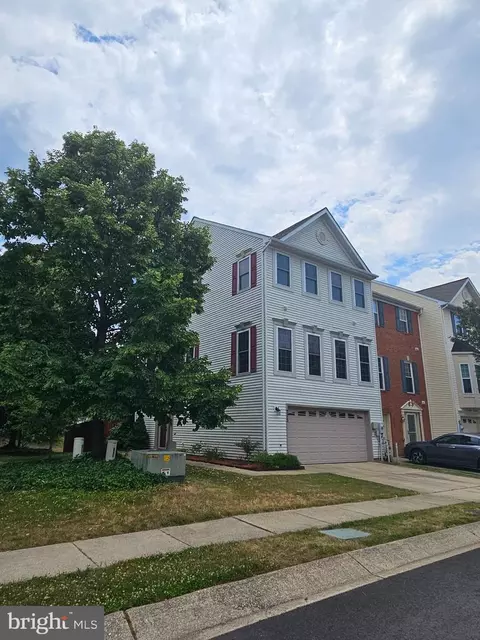713 Summertime Dr, Odenton, MD 21113 photo 3