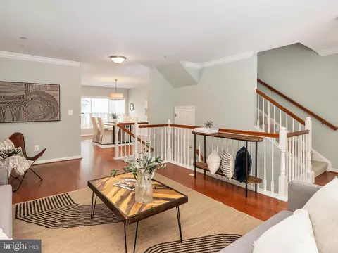 Living - 2159 Hideaway Ct, Annapolis, MD 21401 photo 3 of 4