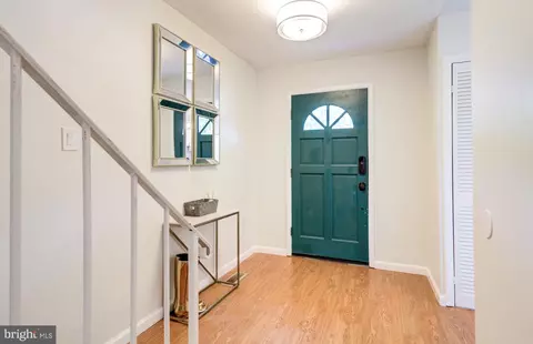 Entry Way - 1601 Forest Hill Ct, Crofton, MD 21114 photo 1 of 2