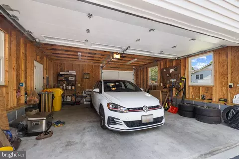 Exterior - 1178 Hampton Rd, Annapolis, MD 21409 photo 3 of 14
