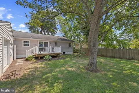 Exterior - 1178 Hampton Rd, Annapolis, MD 21409 photo 5 of 14