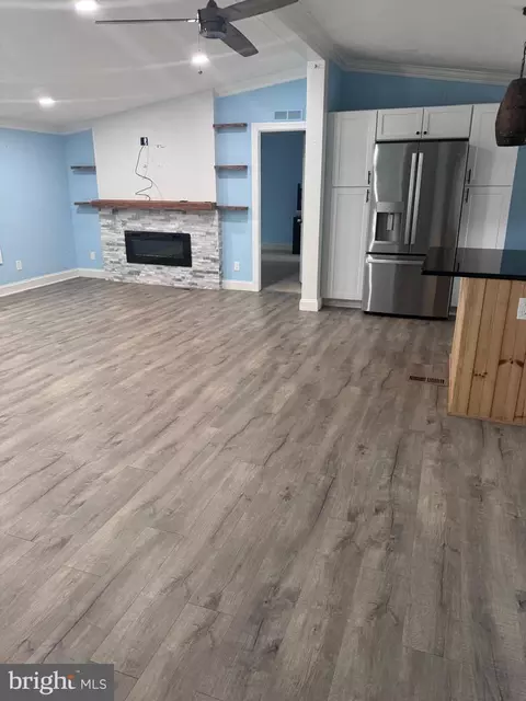 10 N Gail, Laurel, MD 20724 photo 3