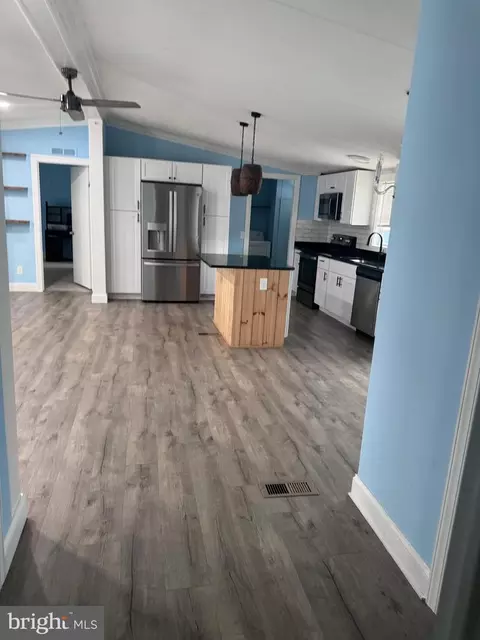 10 N Gail, Laurel, MD 20724