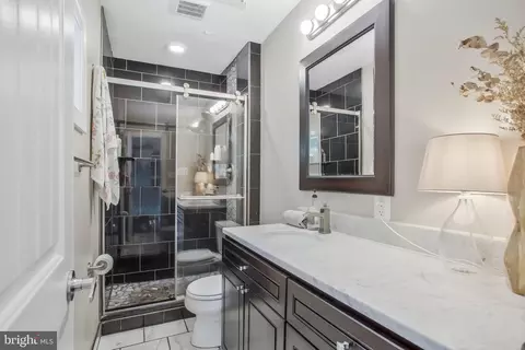 Bath - 786 Match Point Dr, Arnold, MD 21012 photo 2 of 2
