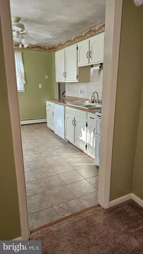 7756 Williams St, Pasadena, MD 21122 photo 9