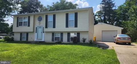 1002 Cayer Dr, Glen Burnie, MD 21061