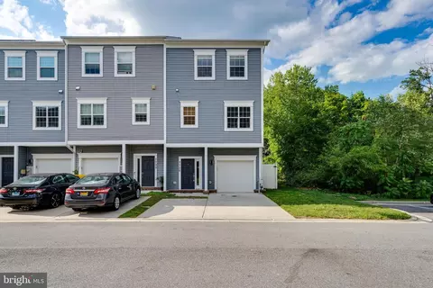 7720 Lexington Ct, Glen Burnie, MD 21061