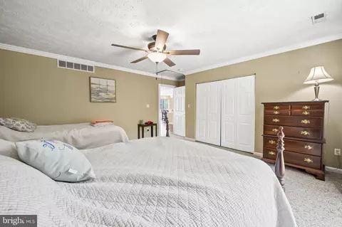 Bedroom - 7914 Lowtide Ct, Pasadena, MD 21122 photo 15 of 15