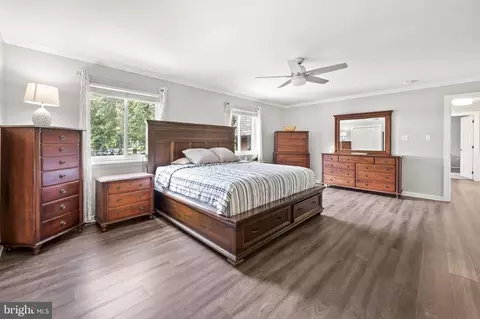 Bedroom - 7914 Lowtide Ct, Pasadena, MD 21122 photo 3 of 15