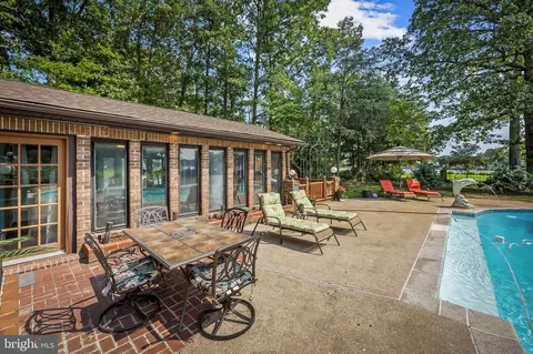 Exterior - 7914 Lowtide Ct, Pasadena, MD 21122 photo 20 of 29