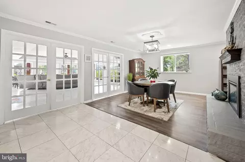 Dining - 7914 Lowtide Ct, Pasadena, MD 21122 photo 1 of 4