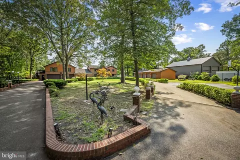 Exterior - 7914 Lowtide Ct, Pasadena, MD 21122 photo 1 of 29