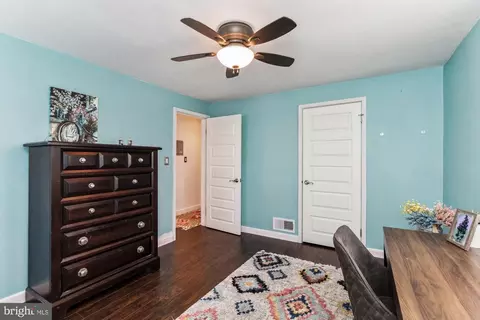 Entry Way - 8443 Bay Dr, Pasadena, MD 21122 photo 12 of 12