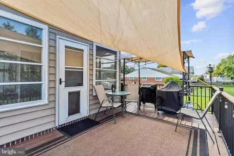 Exterior - 8443 Bay Dr, Pasadena, MD 21122 photo 12 of 13