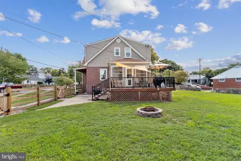 Exterior - 8443 Bay Dr, Pasadena, MD 21122 photo 8 of 13
