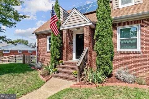 Exterior - 8443 Bay Dr, Pasadena, MD 21122 photo 4 of 13