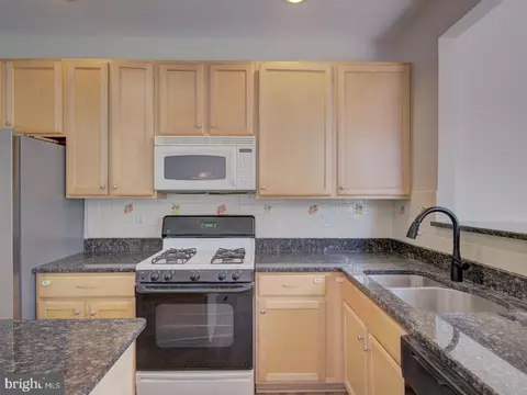 Kitchen - 2417 Knapps Way, Odenton, MD 21113 photo 1 of 7