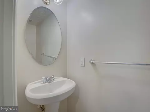 Bath - 2417 Knapps Way, Odenton, MD 21113 photo 6 of 6