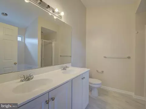 Bath - 2417 Knapps Way, Odenton, MD 21113 photo 1 of 6