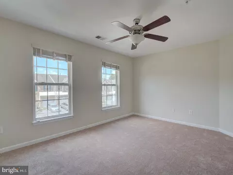 Bedroom - 2417 Knapps Way, Odenton, MD 21113 photo 6 of 15