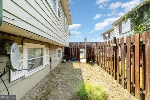Exterior - 224 Atlanta Rd, Pasadena, MD 21122 photo 6 of 8