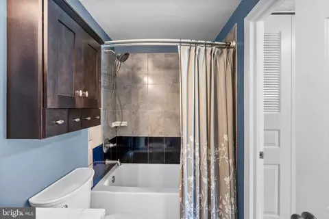 Bath - 3637 Seaford Ct, Pasadena, MD 21122 photo 3 of 4