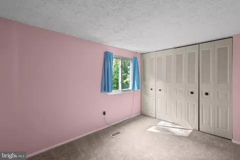 Bedroom - 3637 Seaford Ct, Pasadena, MD 21122 photo 1 of 3
