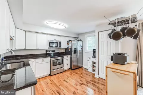 8081 Newcomb Ct, Pasadena, MD 21122 photo 7