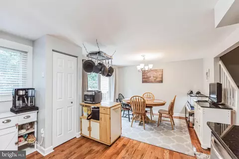 8081 Newcomb Ct, Pasadena, MD 21122 photo 10