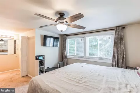 8081 Newcomb Ct, Pasadena, MD 21122 photo 18