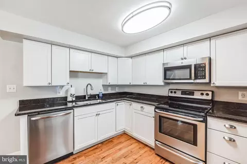 8081 Newcomb Ct, Pasadena, MD 21122 photo 6