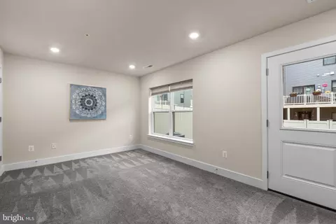 622 Chalcedony Ln, Glen Burnie, MD 21060 photo 3
