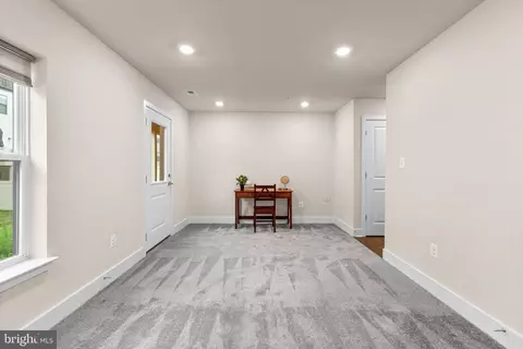 622 Chalcedony Ln, Glen Burnie, MD 21060 photo 4
