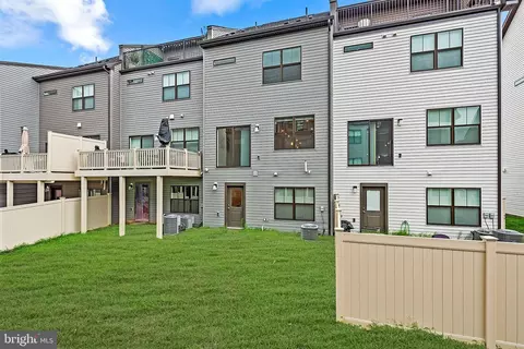 622 Chalcedony Ln, Glen Burnie, MD 21060 photo 32