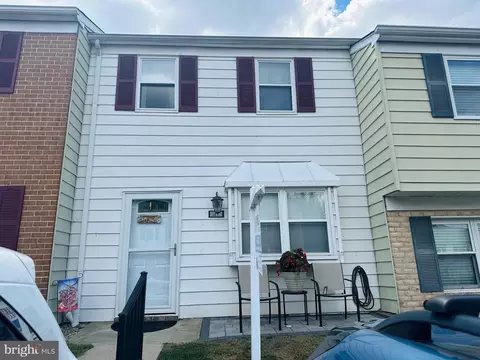 6425 Lincoln Ct, Glen Burnie, MD 21061