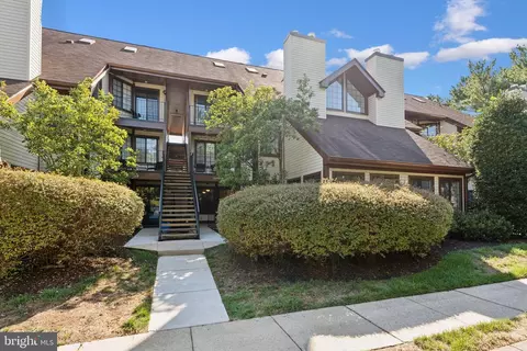 1609 B Airy Hill Ct #8B, Crofton, MD 21114