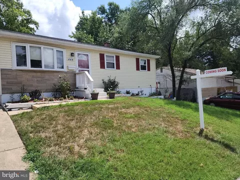 444 Henryton S, Laurel, MD 20724