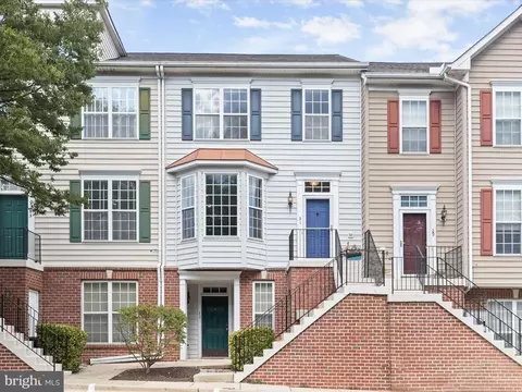 31 Harbour Heights Dr, Annapolis, MD 21401