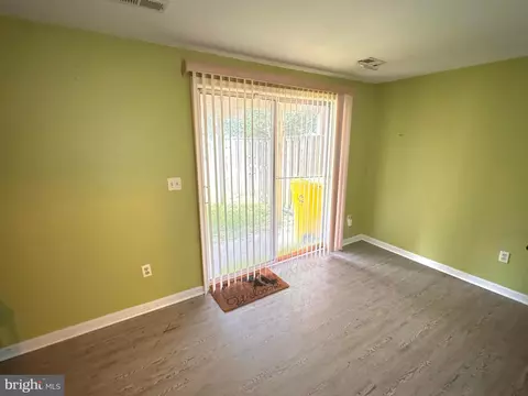 Living - 2205 Conquest Way, Odenton, MD 21113 photo 4 of 4