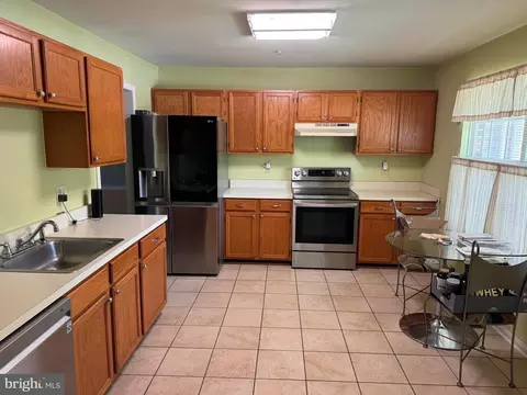 Kitchen - 2205 Conquest Way, Odenton, MD 21113 photo 4 of 4